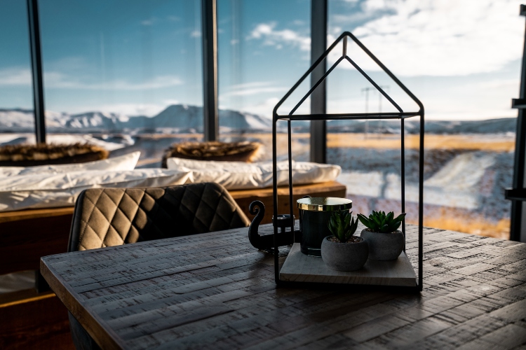 panorama-glass-lodge-19