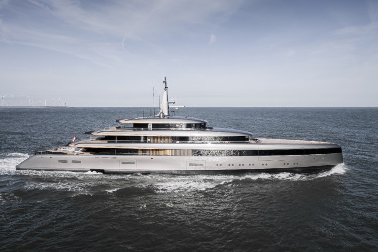 obsidian-feadship-jahta-2