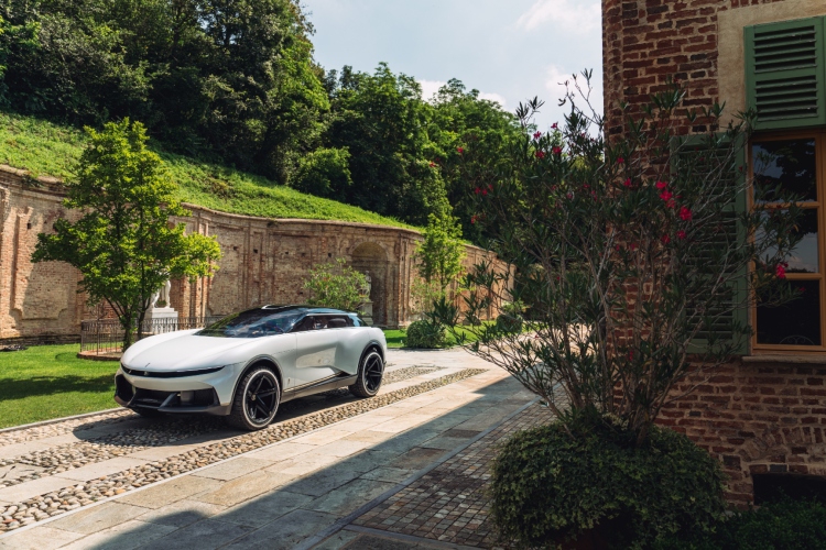 automobil-pura-vision-11