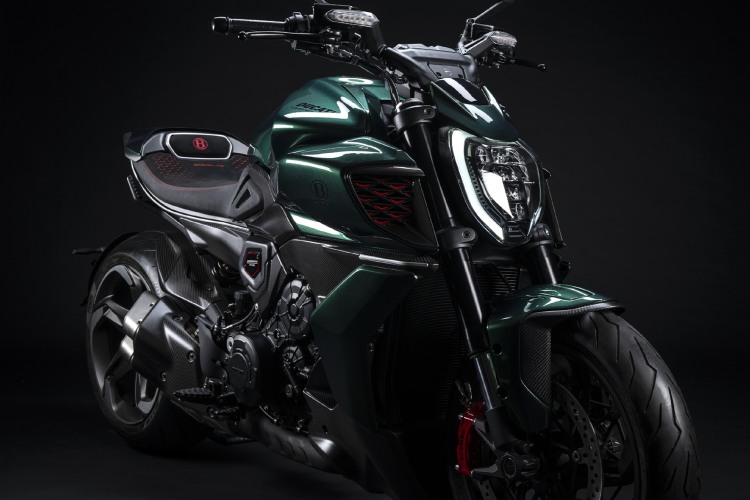 ducati-diavel-for-bentley-14