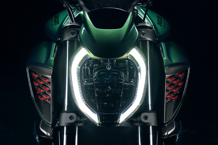 ducati-diavel-for-bentley-23