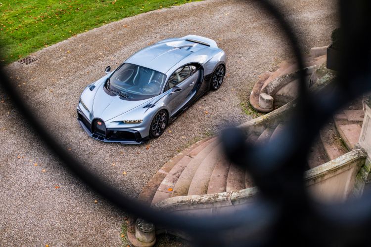 13-bugatti-chiron-profilee-auction