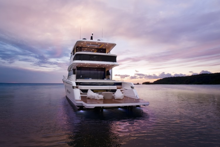 jahta-maritimo-m75-flybridge-4