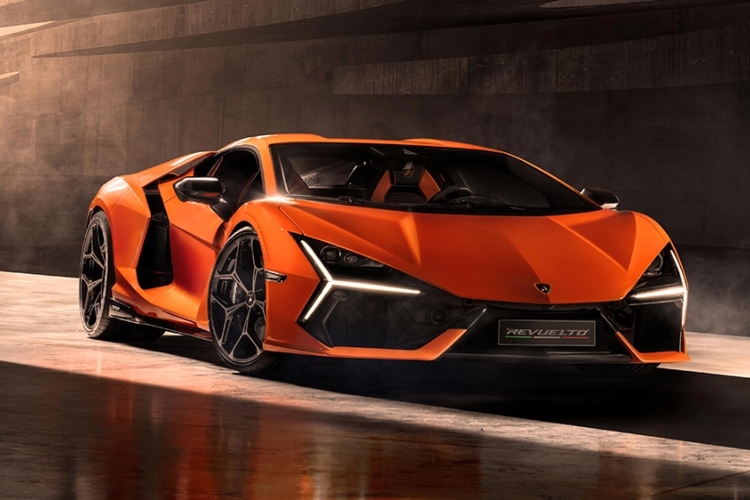 lamborghini-revuleto-10