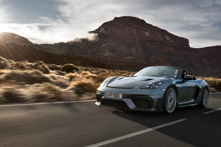 porsche-boxster-spyder-rs-2