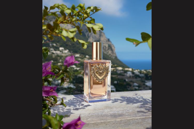 dolce-gabbana-devotion-perfume-bottle