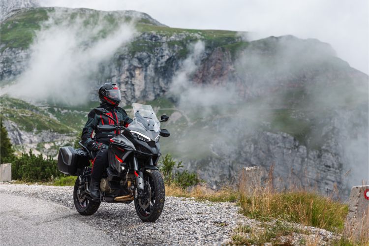 ducati-predstavio-najnoviji-multistrada-v4-s-avanturisticki-motocikl-sa-170-ks-11