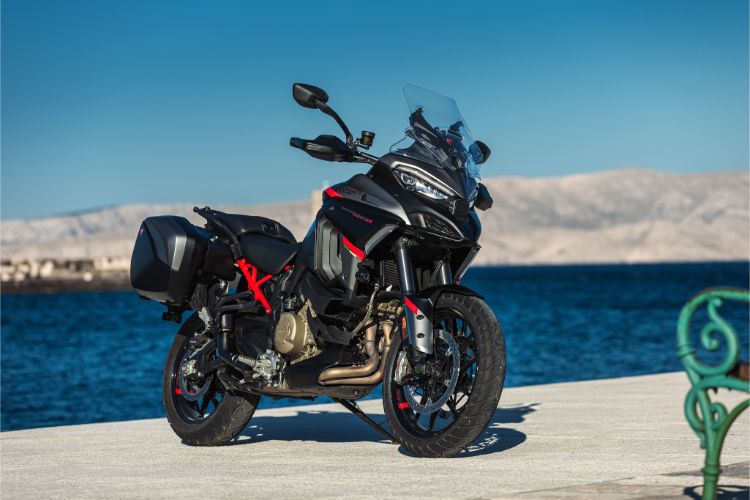 ducati-predstavio-najnoviji-multistrada-v4-s-avanturisticki-motocikl-sa-170-ks-26