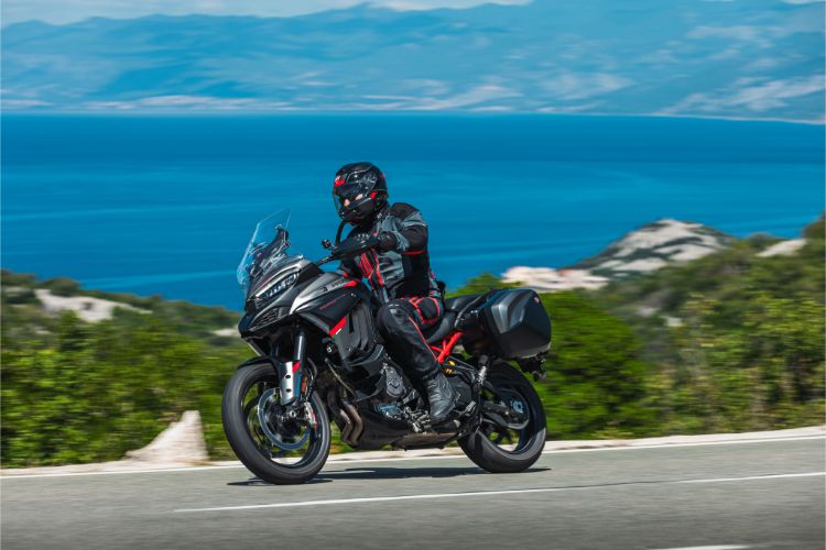 ducati-predstavio-najnoviji-multistrada-v4-s-avanturisticki-motocikl-sa-170-ks-46