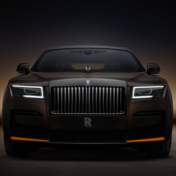 Rolls-Royce Black Badge Ghost Ékleipsis: Kada se luksuz sretne sa nebeskom lepotom