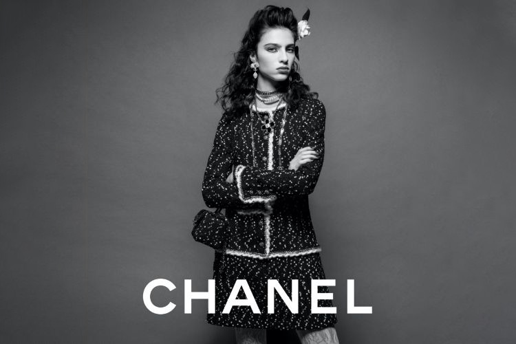 chanel-fall-winter-2023-campaign05