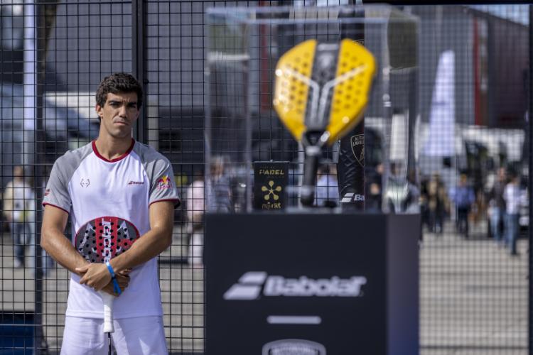 ovladajte-padel-terenom-uz-ovo-limitirano-izdanje-lamborghini-x-babolat-reketa-10