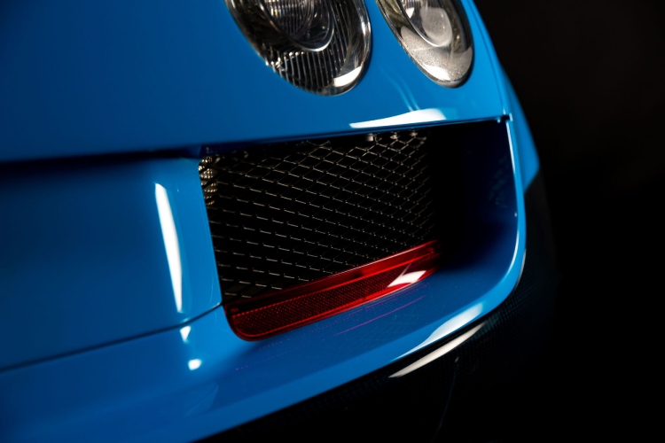 bugatti-veyron-inspirisan-transformersima-odlazi-na-aukciju-16