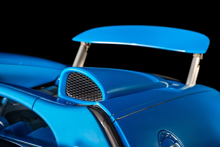 bugatti-veyron-inspirisan-transformersima-odlazi-na-aukciju-20
