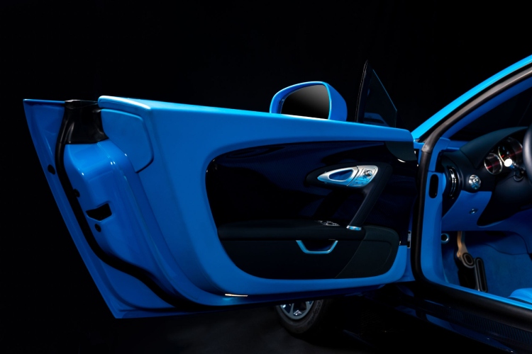 bugatti-veyron-inspirisan-transformersima-odlazi-na-aukciju-25