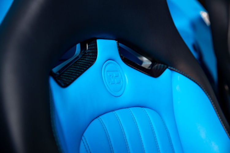 bugatti-veyron-inspirisan-transformersima-odlazi-na-aukciju-28