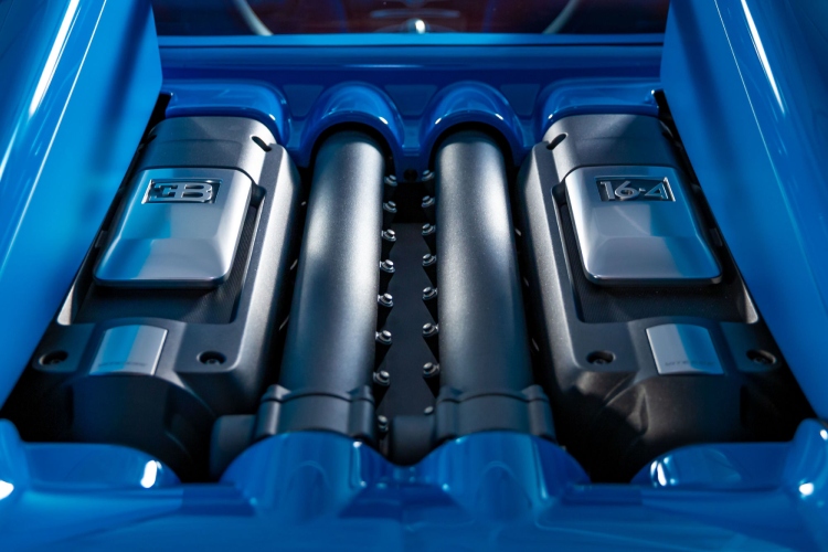 bugatti-veyron-inspirisan-transformersima-odlazi-na-aukciju-49