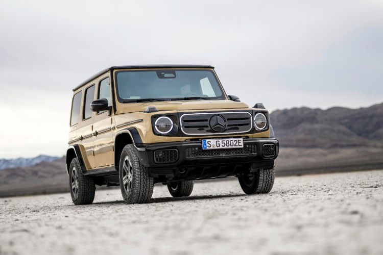 mercedes-benz-g-580-22