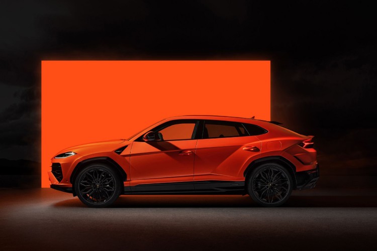 lamborghini-urus-se-2