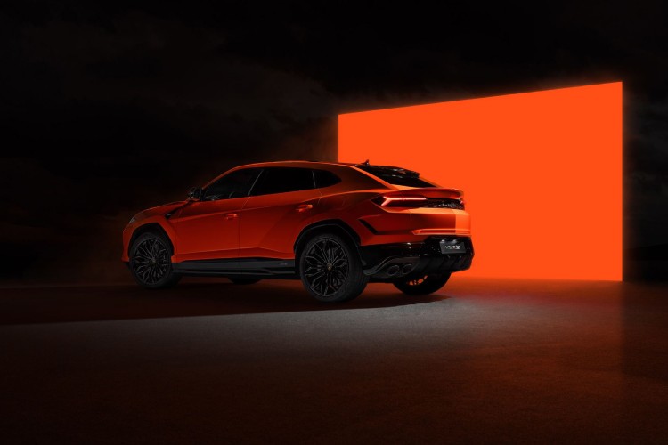 lamborghini-urus-se-7