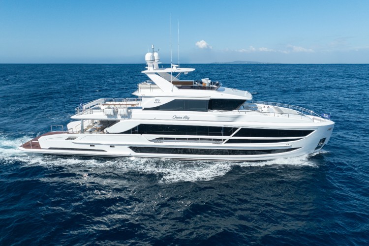 horizon-yachts-fd108-1