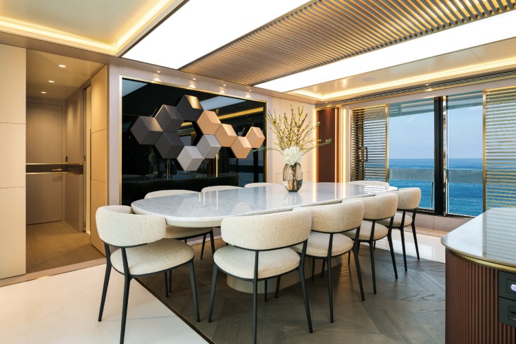 horizon-yachts-fd108-28