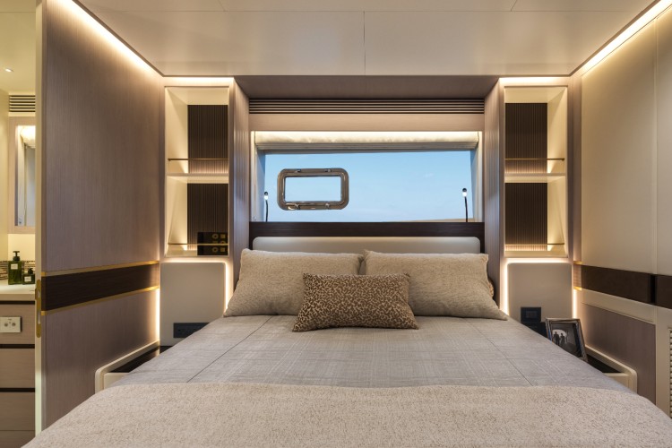 horizon-yachts-fd108-38