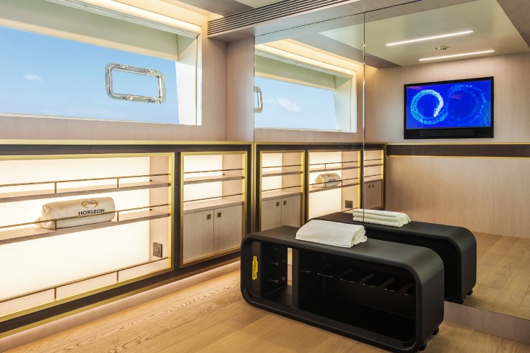 horizon-yachts-fd108-41