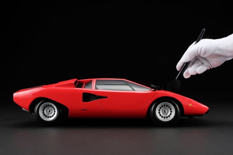 replike-lamborghini-countach-lp400-i-revuelto-skuplje-od-novog-toyota-corolla-modela-20