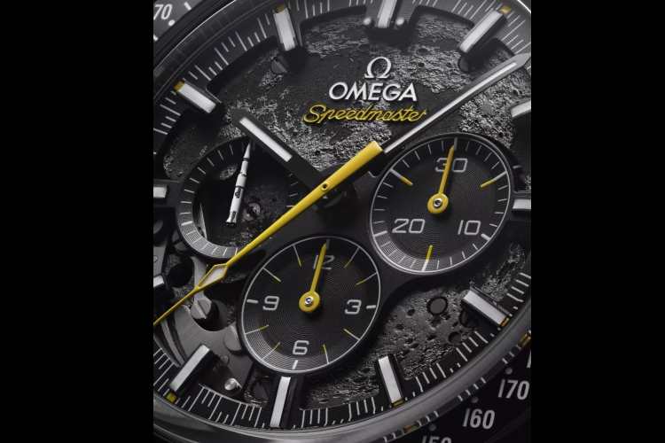 omega-speedmaster-dark-side-of-the-moon-8