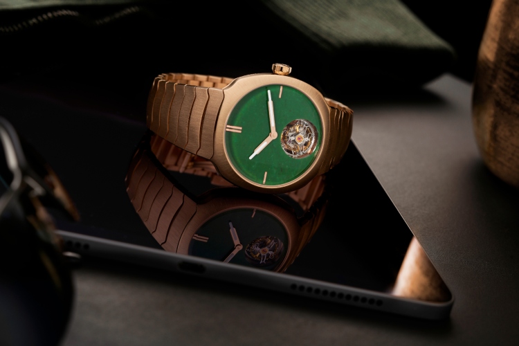 streamliner-tourbillon-concept-wyoming-jade-sat-1