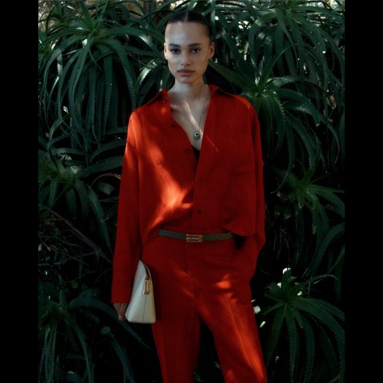 victoria-beckham-high-summer-2024-savrsena-esencija-leta-4
