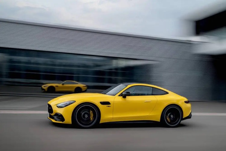 mercedes-amg-gt-43-3