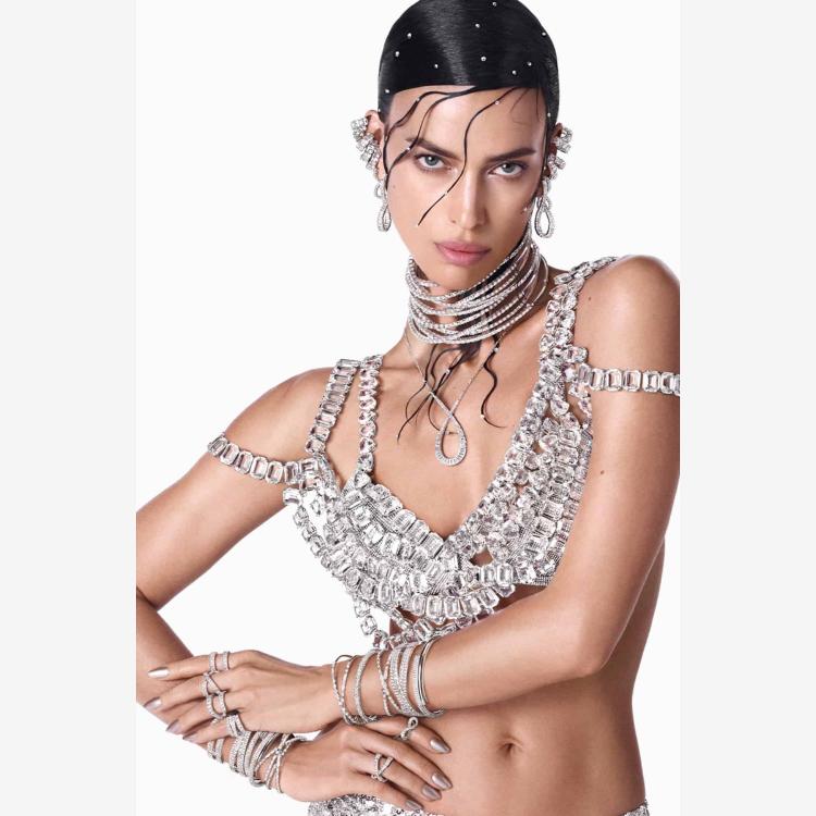 irina-shayk-swarovski-spring-2024-jewelry-ad