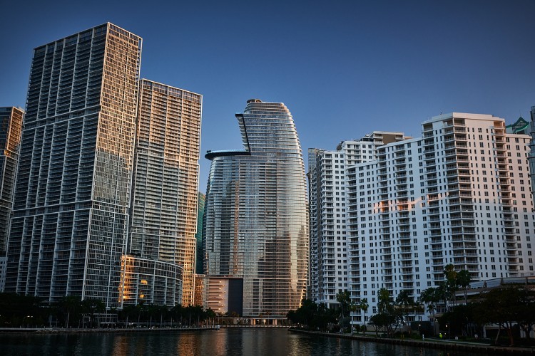 aston-martin-residences-miami-6