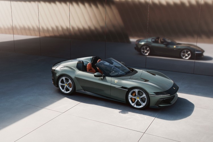 ferrari-12cilindri-spider-10