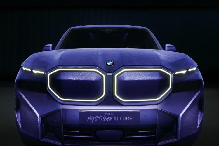 bmw-xm-mystique-allure-10