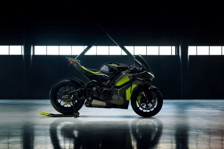samo-63-vozaca-na-svetu-ce-posedovati-ovu-ducati-lamborghini-zver-od-100000-dolara-5