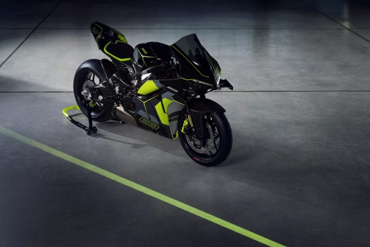 samo-63-vozaca-na-svetu-ce-posedovati-ovu-ducati-lamborghini-zver-od-100000-dolara-14