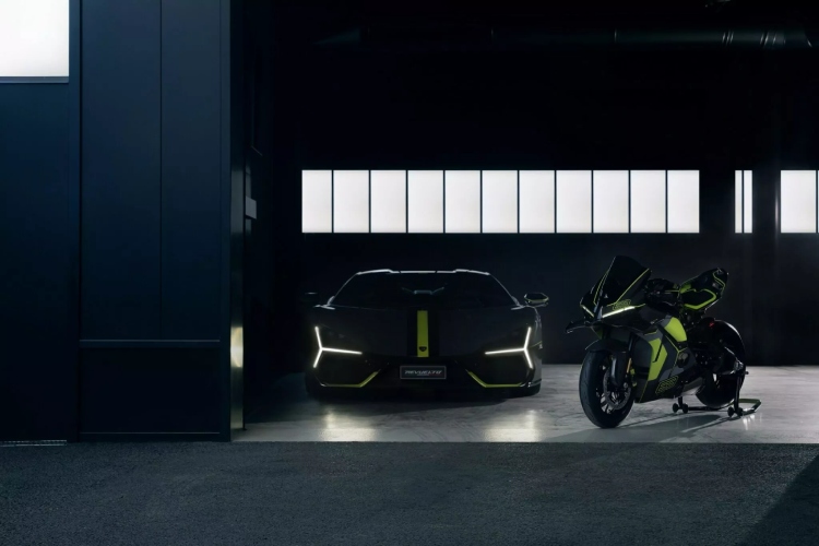 samo-63-vozaca-na-svetu-ce-posedovati-ovu-ducati-lamborghini-zver-od-100000-dolara-16