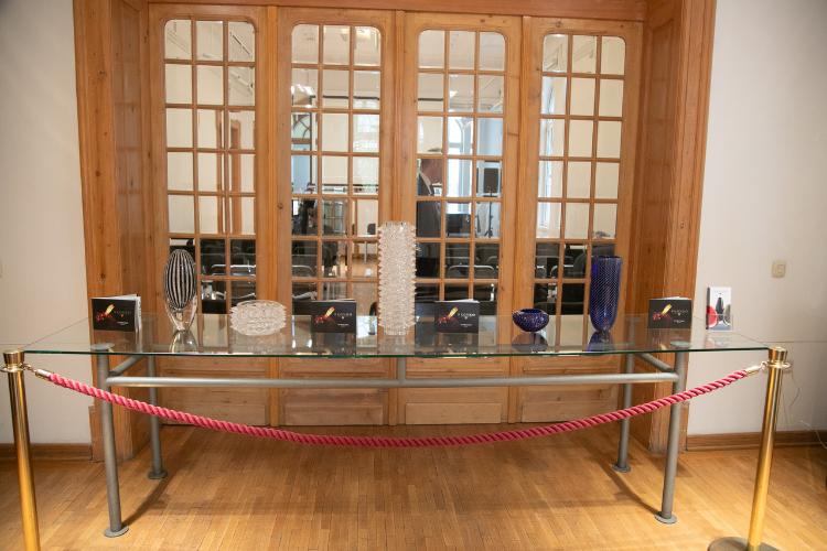 vece-venecijanske-elegancije-otvoren-salon-of-excellence-u-italijanskoj-ambasadi-povodom-dana-made-in-italy-9