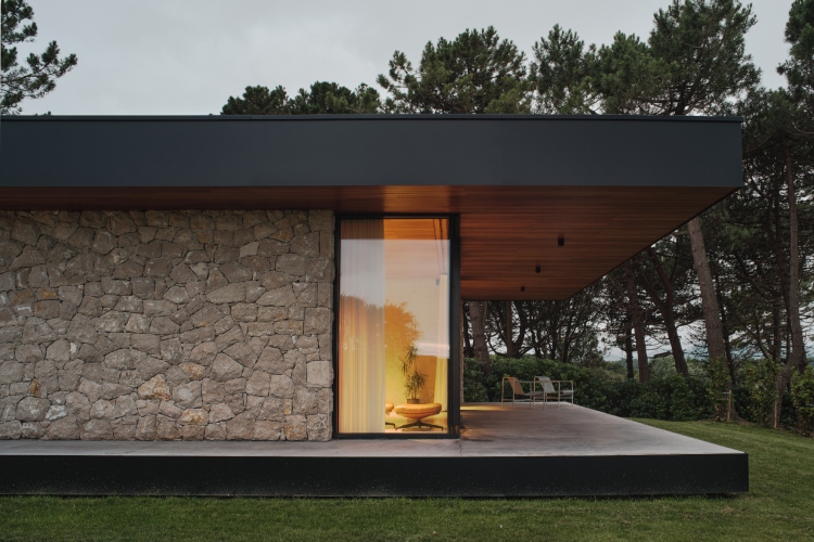 casa-loredo-kad-more-kamen-i-arhitektura-progovore-istim-jezikom-3