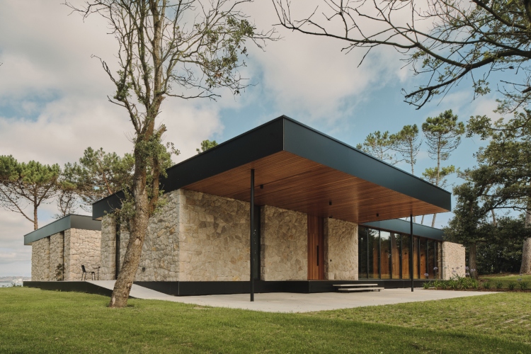 casa-loredo-kad-more-kamen-i-arhitektura-progovore-istim-jezikom-24