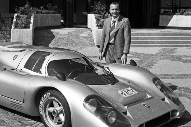 porsche-nagovestava-novi-ulicno-legalni-hiperautomobil-inspirisan-legendarnim-917-5