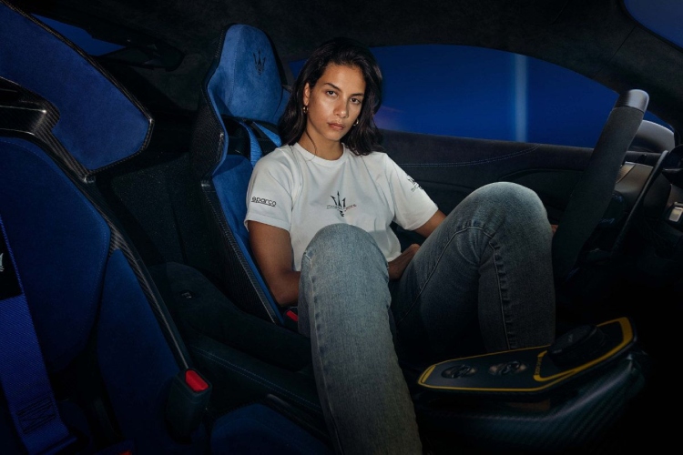 maserati-corse-sparco-trkacki-duh-pretvoren-u-svakodnevni-luksuz-3