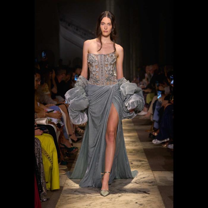 elije-saab-la-nouvelle-cour-donosi-kraljevski-luksuz-novom-haute-couture-kolekcijom-24