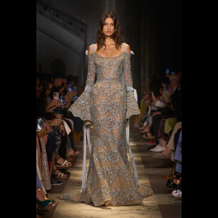 elije-saab-la-nouvelle-cour-donosi-kraljevski-luksuz-novom-haute-couture-kolekcijom-25