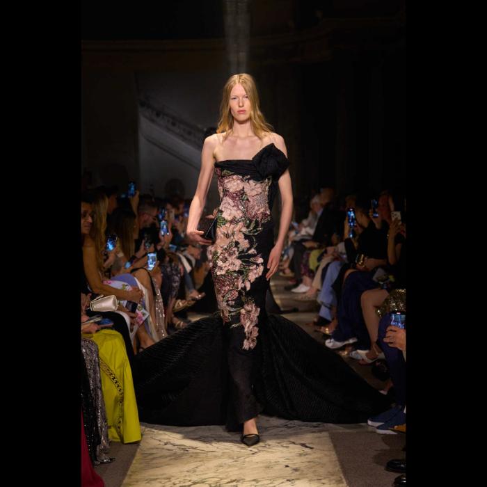 elije-saab-la-nouvelle-cour-donosi-kraljevski-luksuz-novom-haute-couture-kolekcijom-34