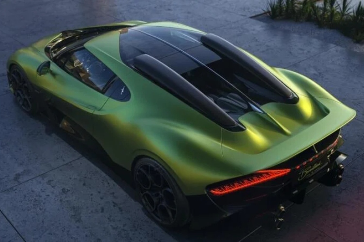 bugatti-brouillard-jedinstveni-hiperkupe-iz-nove-solitaire-divizije-za-kolekcionare-koji-traze-automobil-vredan-superjahte-8
