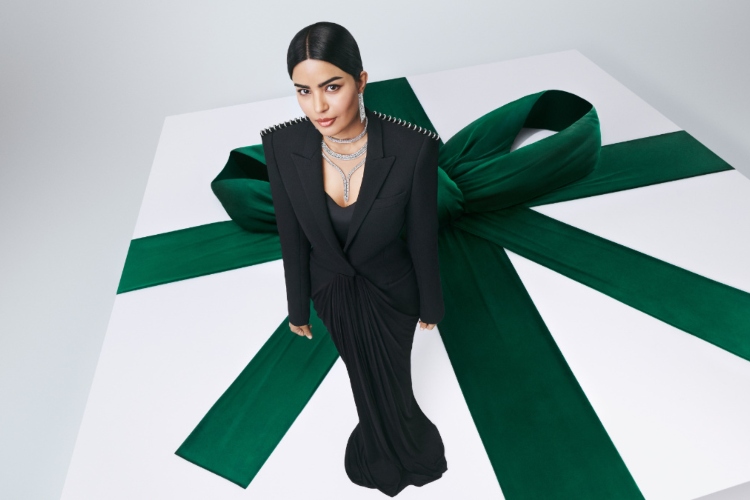 boucheron-gates-of-wonders-magicno-putovanje-kroz-luksuz-u-praznicnoj-sezoni-1